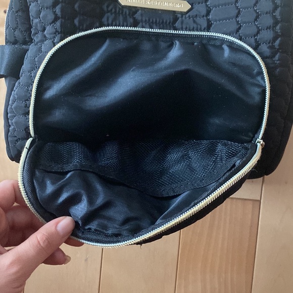 Toiletry Bag - Picture 3 of 4